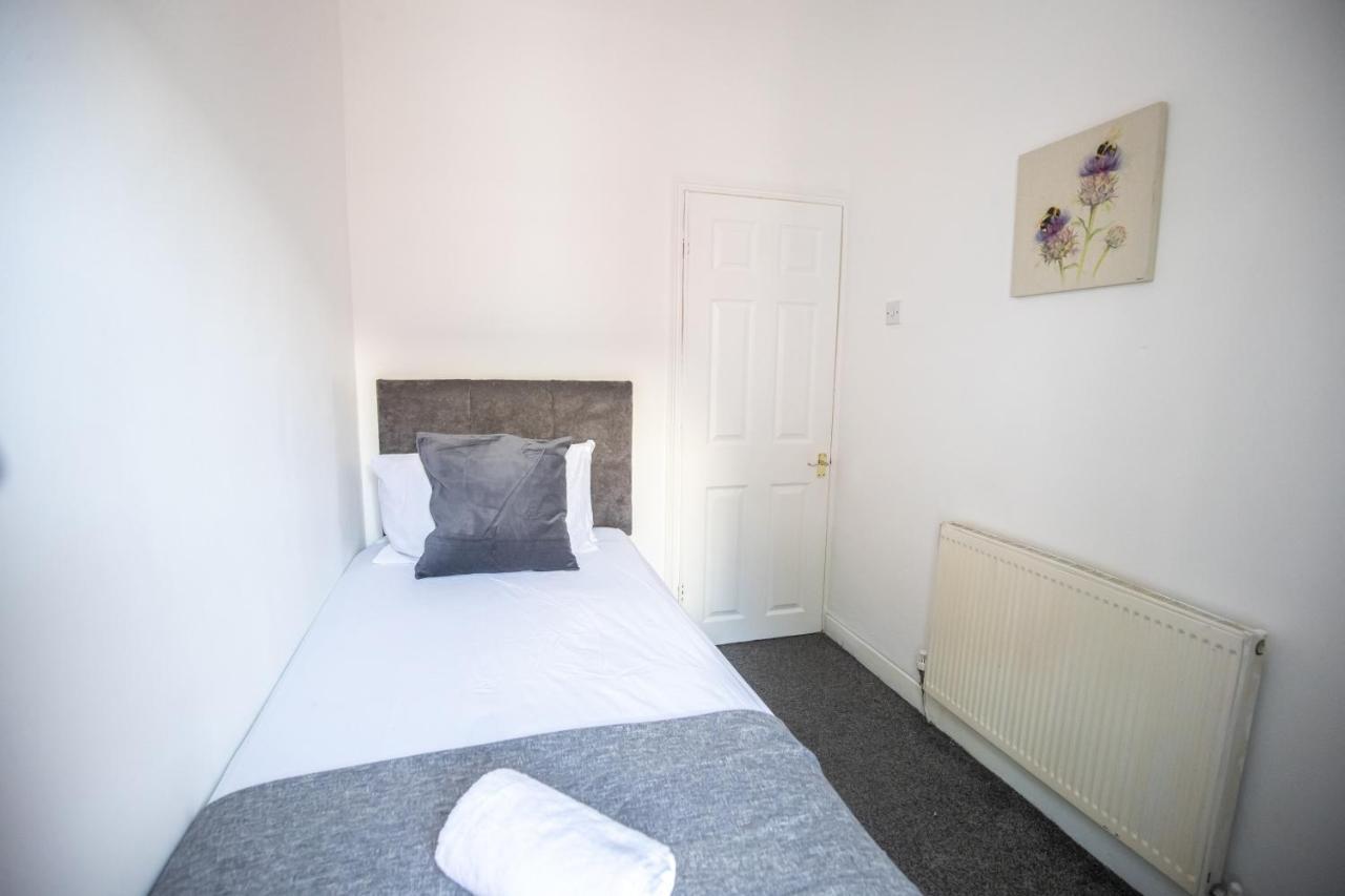 Apartment Rutland House 10 Mins From City Ctr 4-bedroom House *